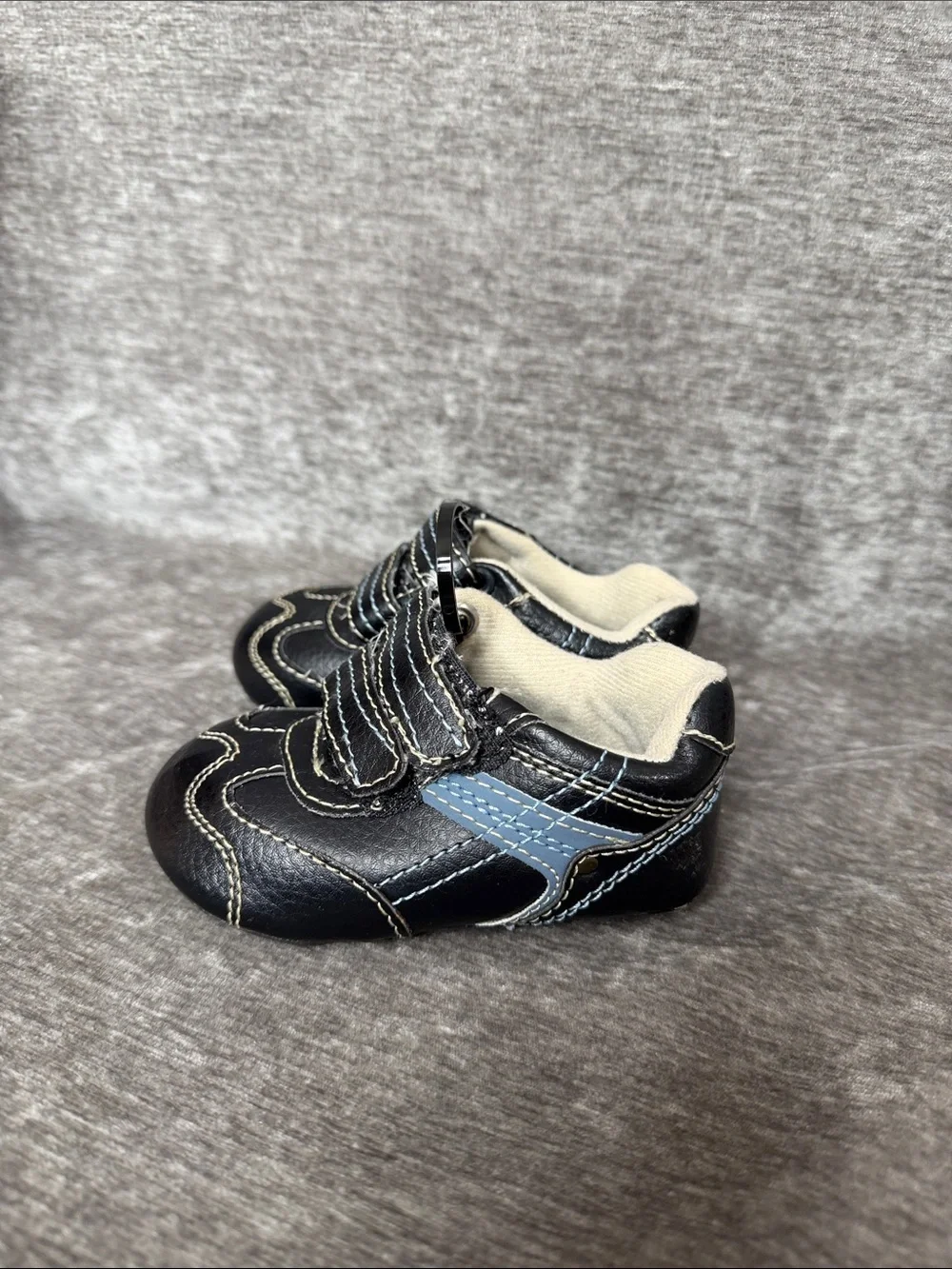 Circo Black Baby Hook-and-Loop Shoes with Blue Accent